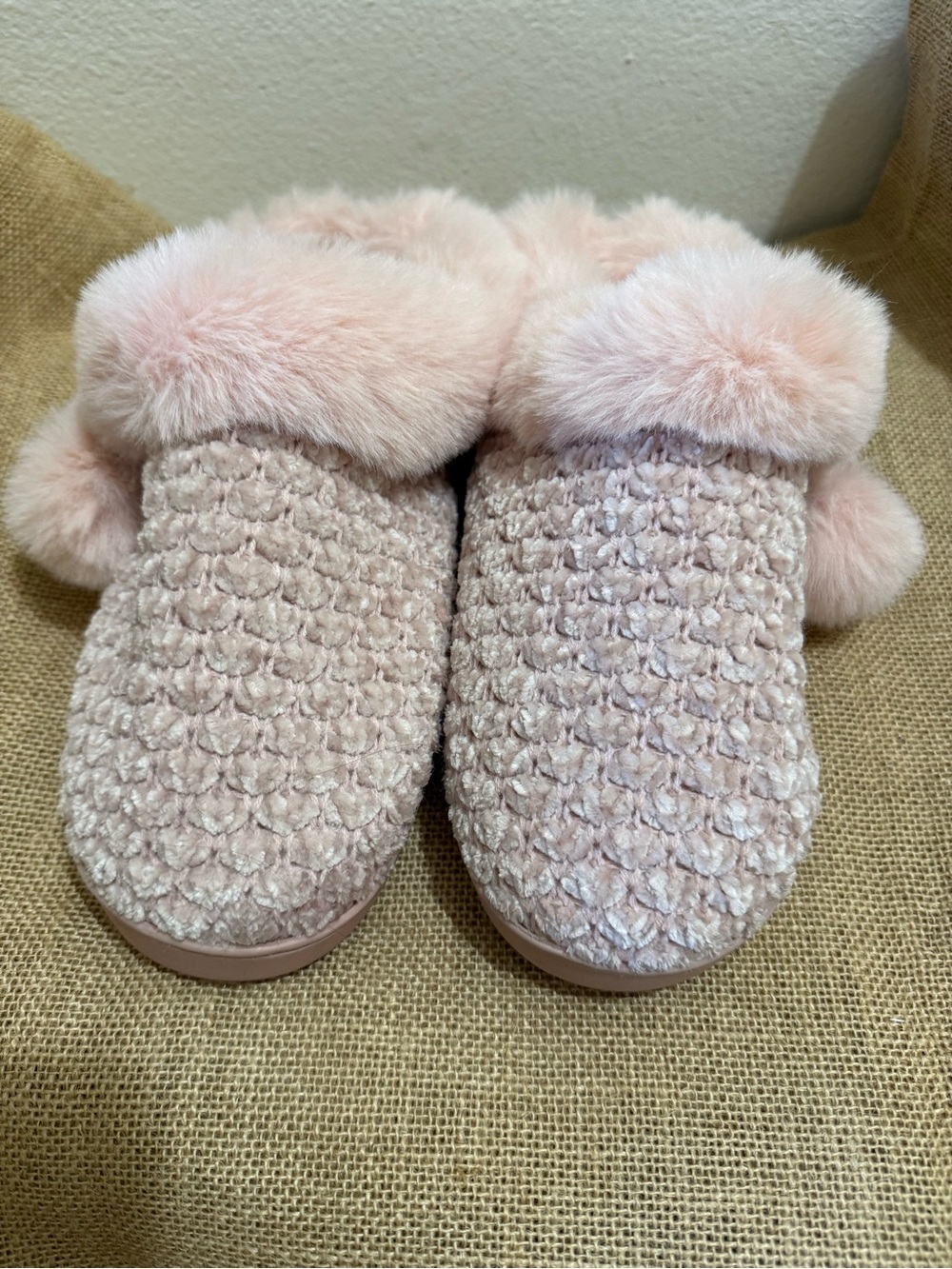 Cuddl Duds Blush Pink Faux-Fur Knit Women's Slippers